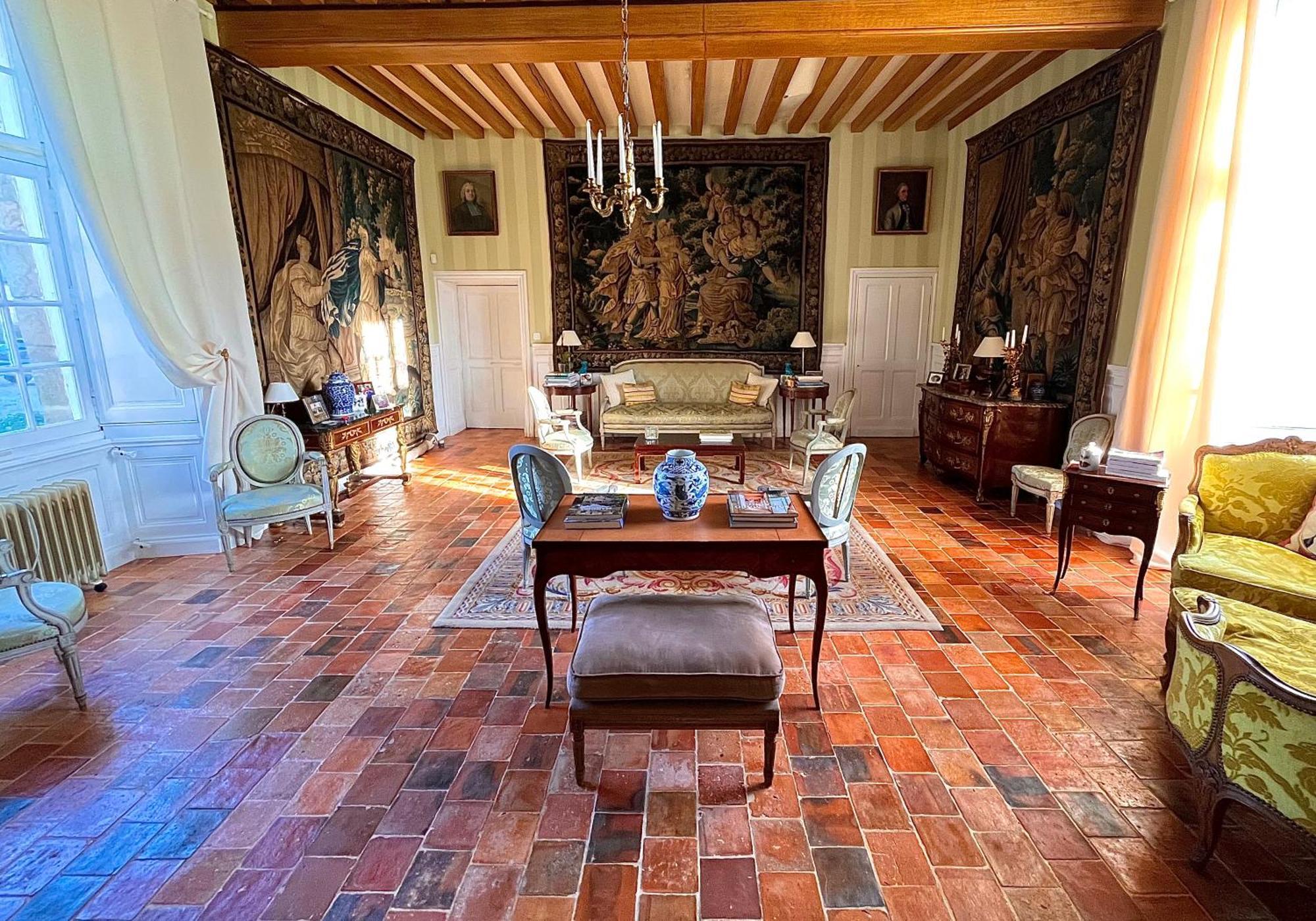 Chateau De Cadouzan Saint-Dolay Exterior photo